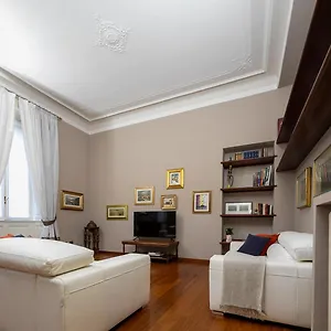 Giovio 11 - Eccellente - Spazioso - Milano